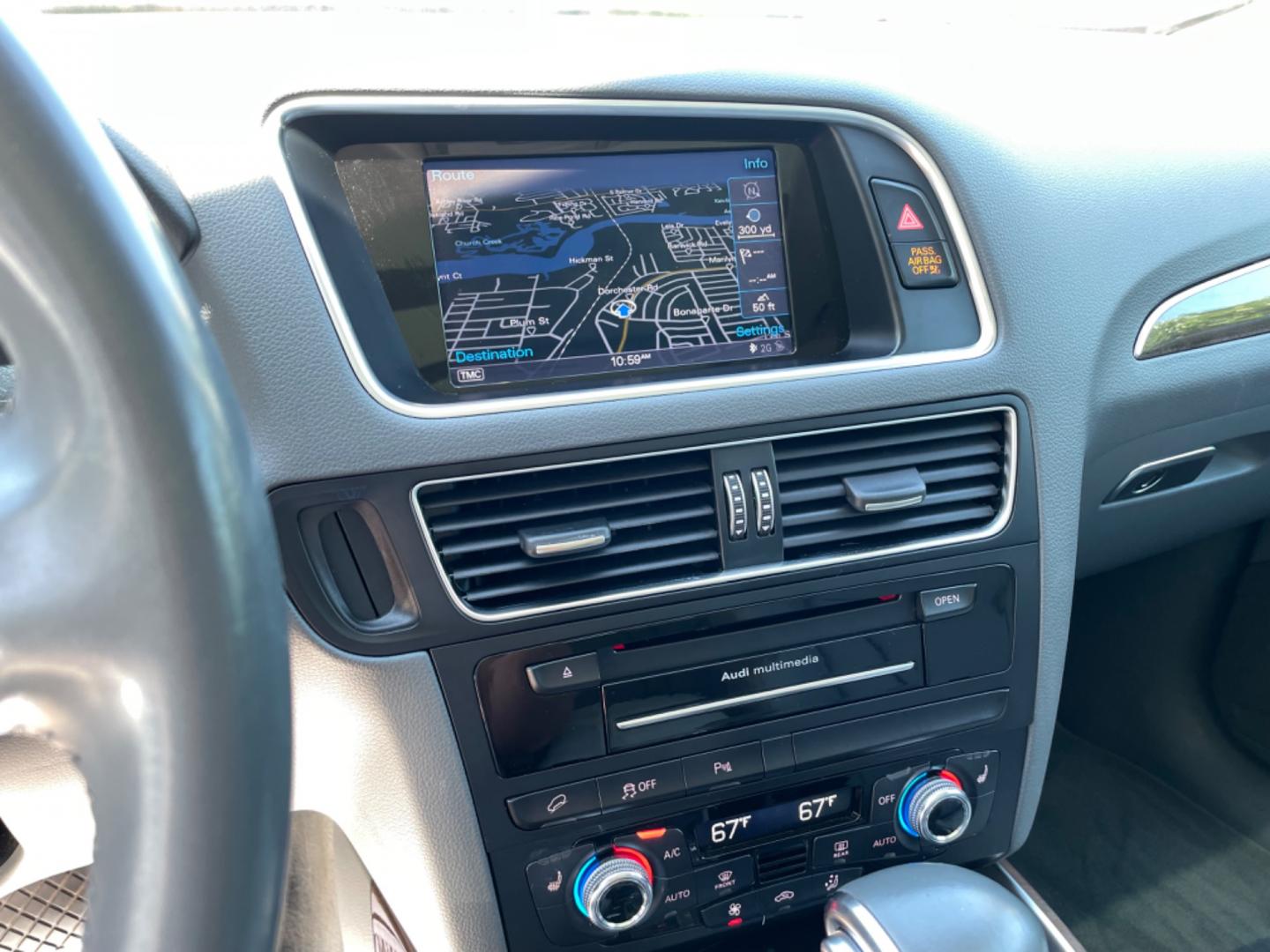 2015 SILVER AUDI Q5 2.0T QUATTRO PREMIUM PLUS (WA1LFAFP5FA) with an 2.0L engine, Automatic transmission, located at 5103 Dorchester Rd., Charleston, SC, 29418-5607, (843) 767-1122, 36.245171, -115.228050 - Photo#16